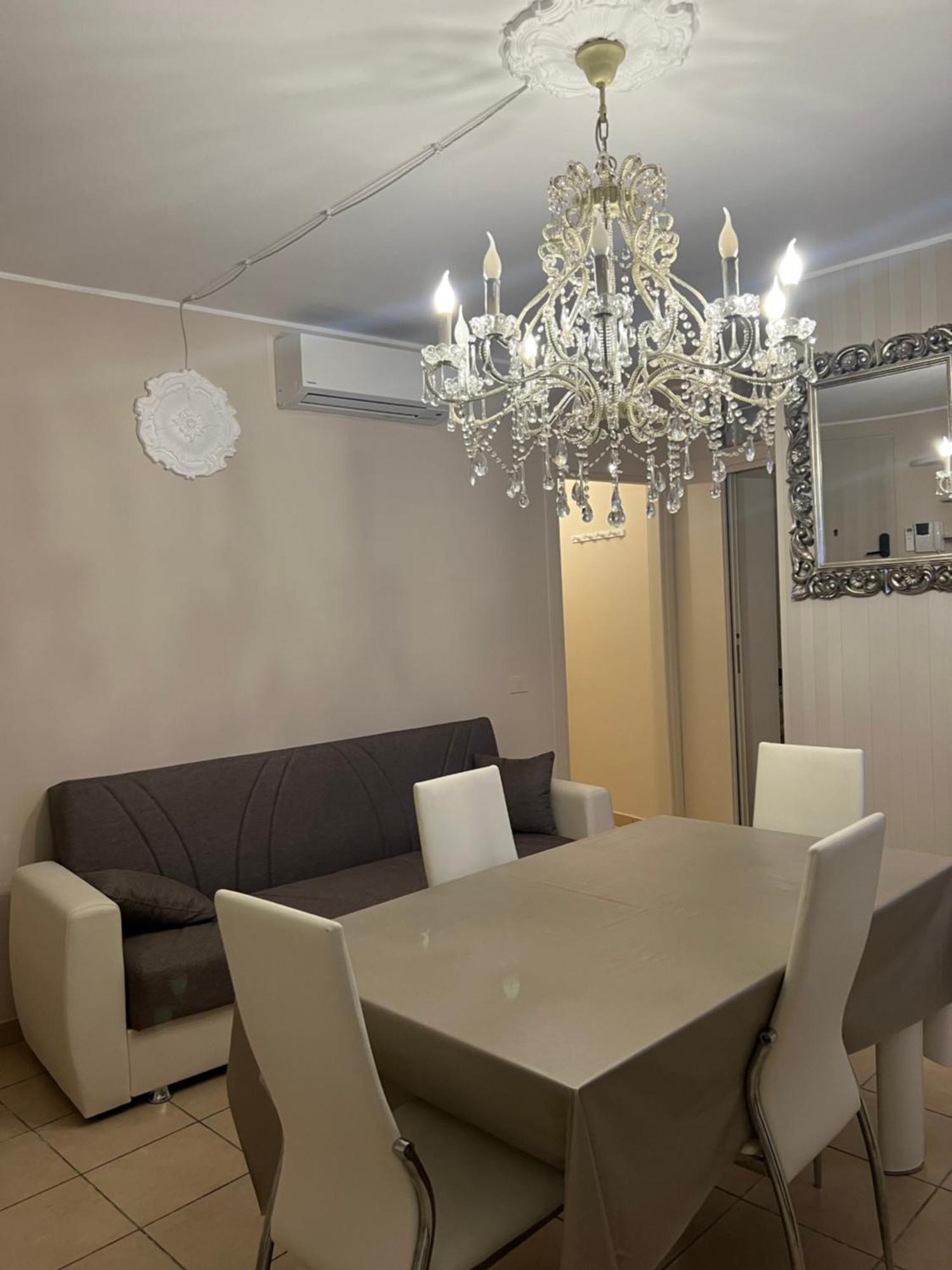 Tevere 20 House Monza Rum bild